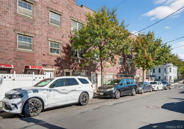 Photo 3 of Sale Pending at 1735 Mansion St, Bronx, NY 10460 | MLS# 930591 | Listing updated on 2026-09-13