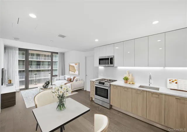 Photo 3 of Sale Pending at 131-03 40 Road Blvd #11Q, New York, NY 11354 | MLS# 930694 | Listing updated on 2026-08-06