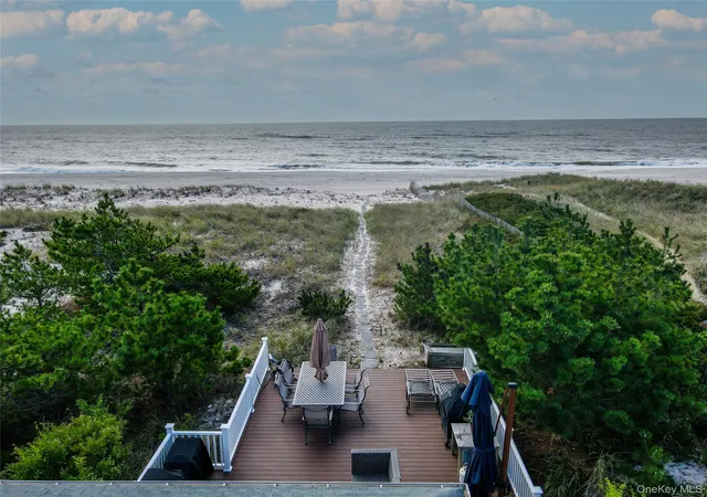 5th image of 645 Dune Rd, Westhampton Beach, NY 11978 | MLS# 930904