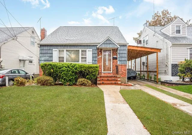 Photo 1 of Sale Pending at 25711 147th Ave, Rosedale, NY 11422 | MLS# 930993 | Listing updated on 2026-05-30