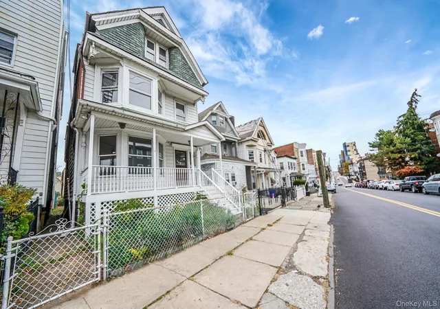 Photo 2 of Single family home for sale at 155 Hawthorne Ave, Yonkers, NY 10701 | MLS# 931038 | Listing updated on 2026-09-02