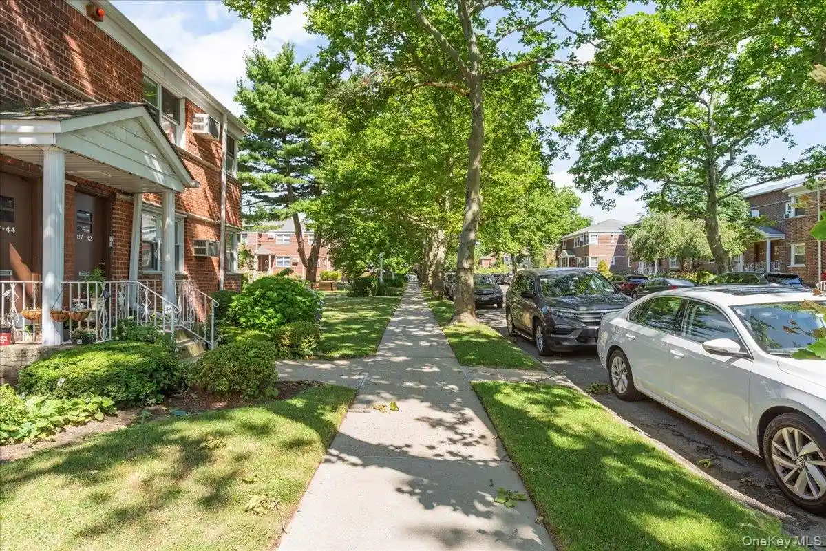 Listing Photo 2 - Condo for sale in 87-44 Marengo St located at 87-44 Marengo St, New York, NY 11423 - Unit #2A