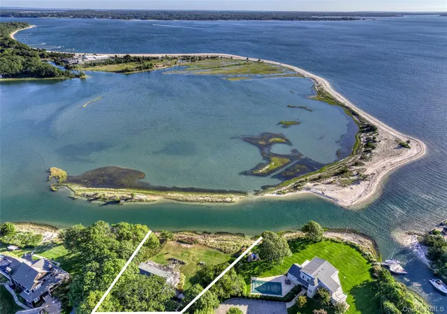 2nd image of 1455 Cedar Point Dr, Southold, NY 11971 | MLS# 932327