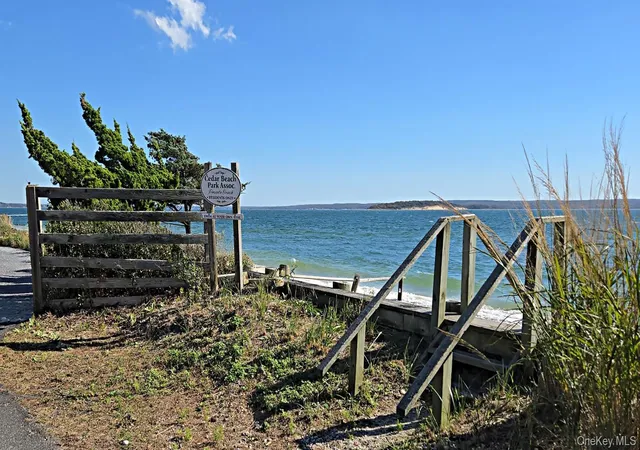 25th image of 1455 Cedar Point Dr, Southold, NY 11971 | MLS# 932327