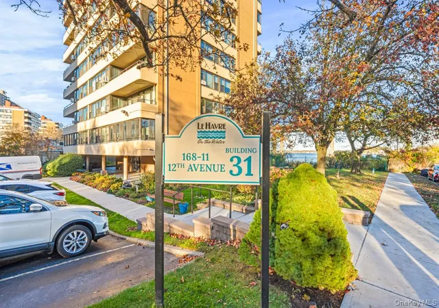 3rd image of 168-11 12Th Ave #3D, Whitestone, NY 11357 | MLS# 932670