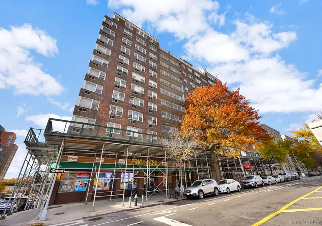 2nd image of 3131 Grand Concourse, New York, NY 10468