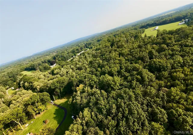 18th image of 109 White Birch Ln, Montgomery, NY 12549 | MLS# 932689