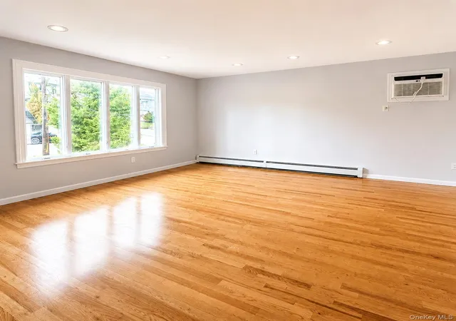 Photo 3 of Single family home for sale at 324 Buckingham Rd, Hempstead, NY 11516 | MLS# 932865 | Listing updated on 2026-08-16