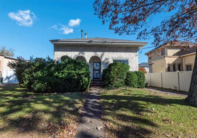 1st image of 43 Wynsum Ave, Hempstead, NY 11566 | MLS# 932877