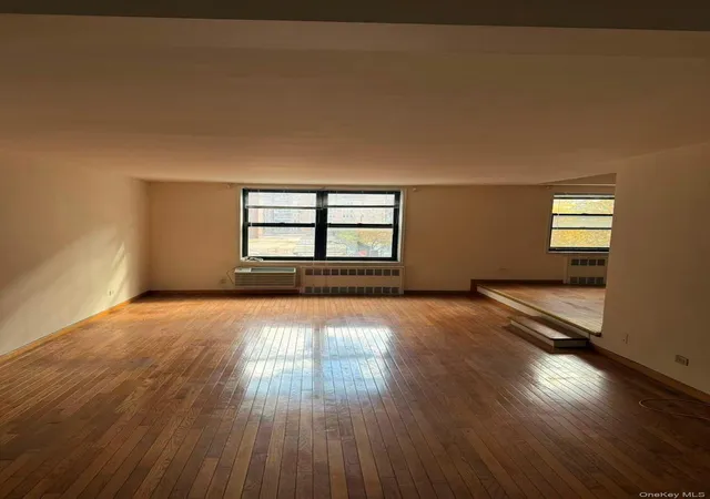 4th image of 138-15 Franklin Ave #214, Flushing, NY 11355 | MLS# 933066