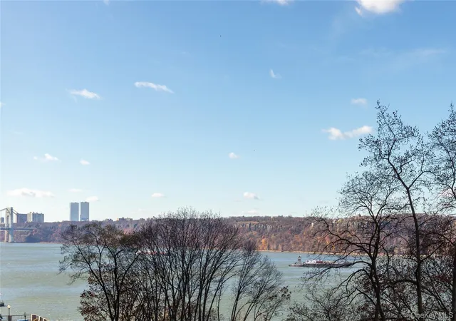 House for sale at 2621 Palisade Ave #4J, New York, NY 10463 | MLS# 933089 | Listing updated on 2026-09-30