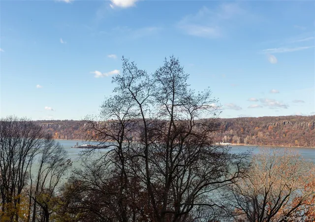 Photo 1 of House for sale at 2621 Palisade Ave #4J, New York, NY 10463 | MLS# 933089 | Listing updated on 2026-09-30