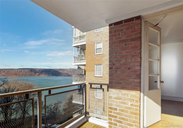 Photo 2 of House for sale at 2621 Palisade Ave #4J, New York, NY 10463 | MLS# 933089 | Listing updated on 2026-09-30