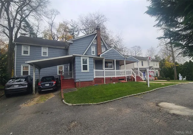 3rd image of 2 Addison Ln, Greenvale, NY 11548 | MLS# 933331