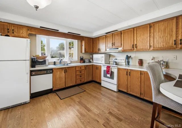 Photo 3 of Sale Pending at 19 Dogwood Ln, Manorville, NY 11949 | MLS# 933453 | Listing updated on 2026-07-07