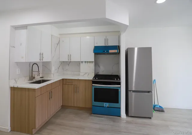 3rd image of 134-43 Maple Ave #5B, Flushing, NY 11355 | MLS# 933469