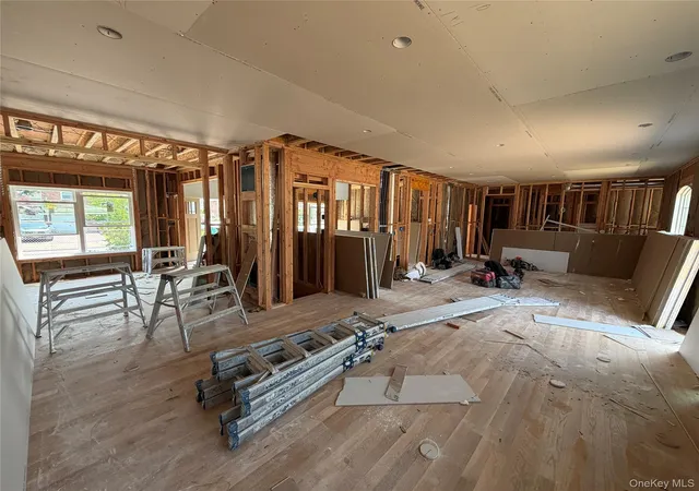 4th image of 366 Broadway, Massapequa Park, NY 11762 | MLS# 933485