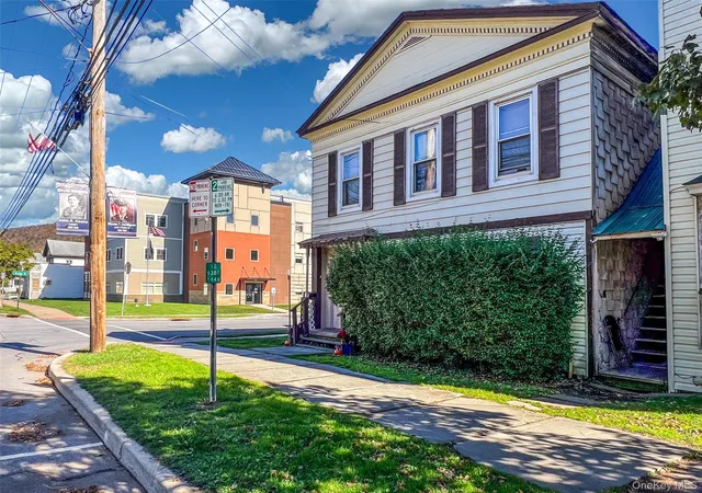 Listing Photo 3 - Condo for sale in building located at 153 Main St, Delhi, NY 13492