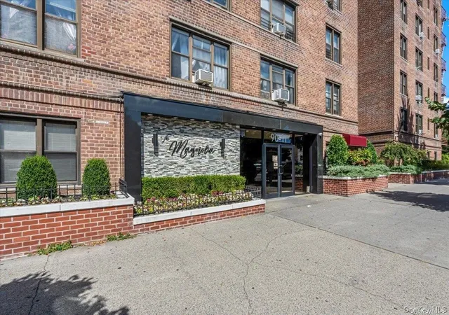 1st image of 90 11 35 Ave #1D, New York, NY 11372 | MLS# 933537
