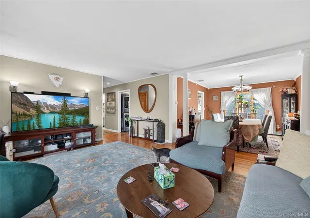 Photo 1 of Single family home for sale at 450 Valentine Ave, Sparkill, NY 10976 | MLS# 933749 | Listing updated on 2026-09-17
