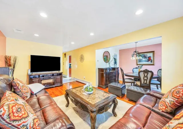 3rd image of 53 Stevenson Pl, Deer Park, NY 11729 | MLS# 933767
