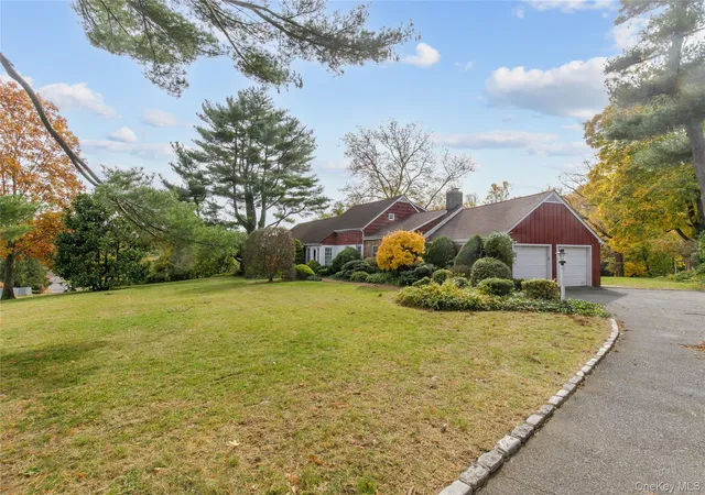 1st image of 18 Lighthouse Rd, Great Neck, NY 11024 | MLS# 933785