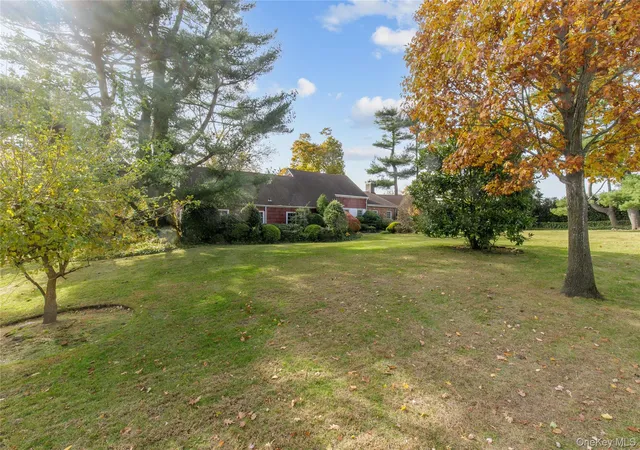 36th image of 18 Lighthouse Rd, Great Neck, NY 11024 | MLS# 933785