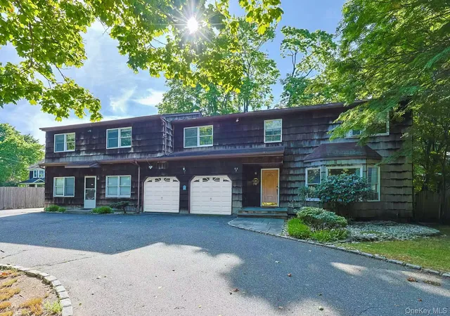 Photo 1 of Single family home for sale at 474 Route 25a, Smithtown, NY 11780 | MLS# 933897 | Listing updated on 2026-10-01