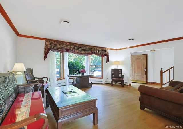 Photo 10 of Single family home for sale at 474 Route 25A, Smithtown, NY 11780 | MLS# 933897 | Listing updated on 2026-10-03
