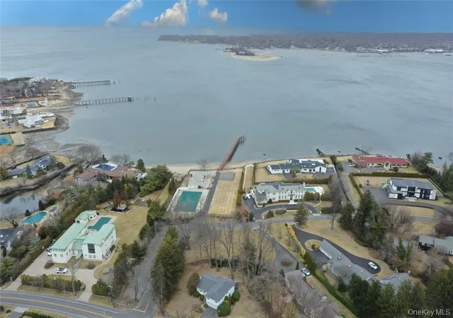 1st image of 31 Harbour Rd, Great Neck, NY 11024 | MLS# 933908