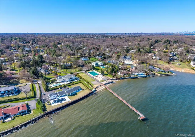 2nd image of 33 Harbour Rd, Great Neck, NY 11024 | MLS# 934215
