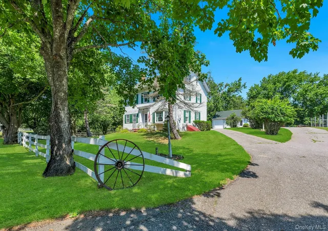 1st image of 1760 Albertson Ln, Southold, NY 11944 | MLS# 934356