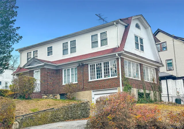 Photo 4 of Sale Pending at 85 Battle Ave, White Plains, NY 10606 | MLS# 934442 | Listing updated on 2026-01-14