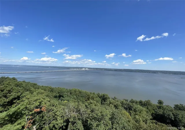 16th image of 19 Shadyside Ave, Nyack, NY 10960 | MLS# 934535