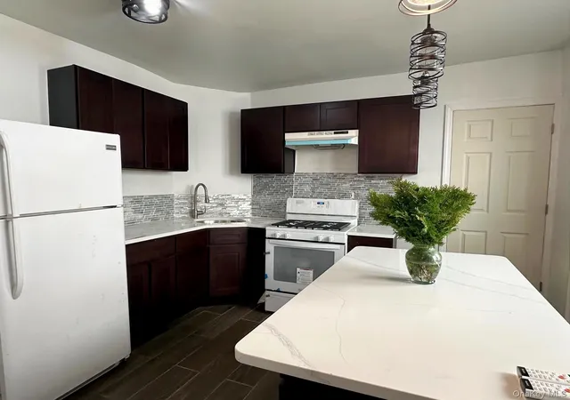 Photo 2 of Sale Pending at 11650 128th Street, New York, NY 11420 | MLS# 935274 | Listing updated on 2026-07-31