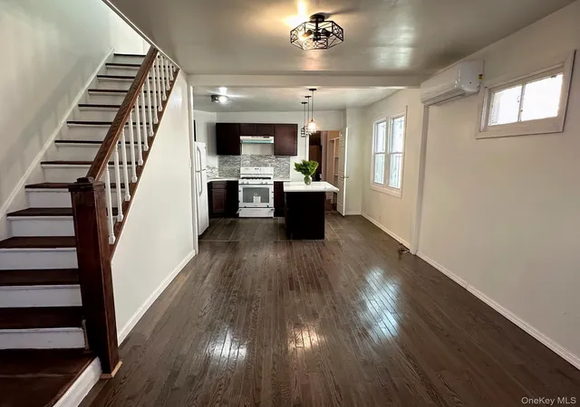 Photo 3 of Sale Pending at 11650 128th Street, New York, NY 11420 | MLS# 935274 | Listing updated on 2026-07-31