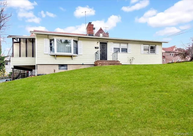 Homes for sale in Mount Vernon, NY | 400 Egmont Ave, Mount Vernon, NY 10553 | MLS# 935296