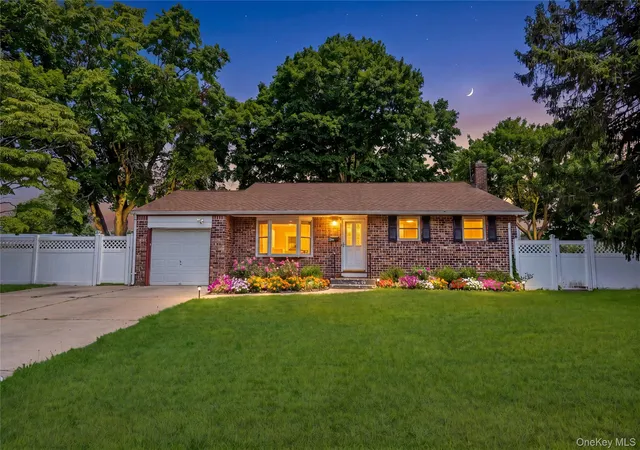 Photo 1 of Sale Pending at 1563 Baldwin Blvd, Islip, NY 11706 | MLS# 935629 | Listing updated on 2026-08-13