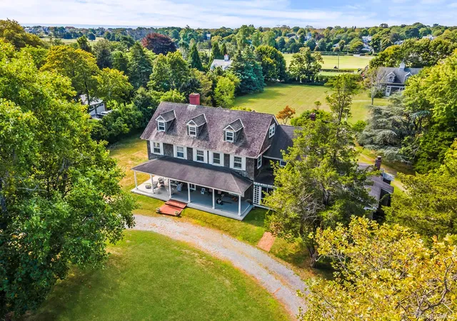 50th image of 11 Shinnecock Rd, Southampton, NY 11959 | MLS# 935687