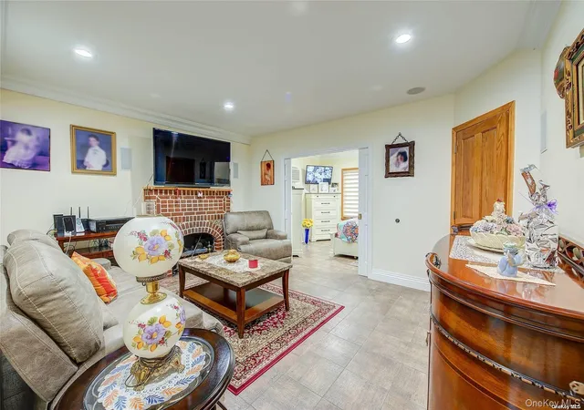 Photo 3 of Sale Pending at 43-33 163rd Street, Flushing, NY 11358 | MLS# 935878 | Listing updated on 2026-01-09