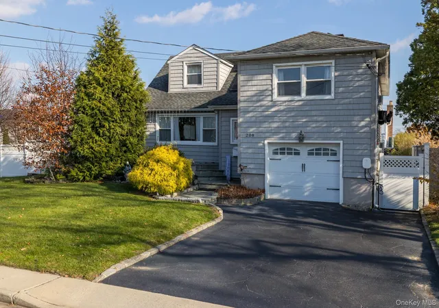 1st image of 208 Island Pkwy W, Island Park, NY 11558 | MLS# 936224