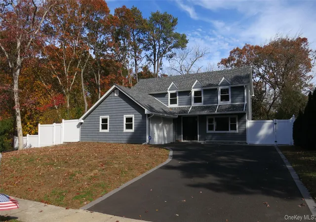 1st image of 1 Eliot Dr, Lake Grove, NY 11755 | MLS# 936537