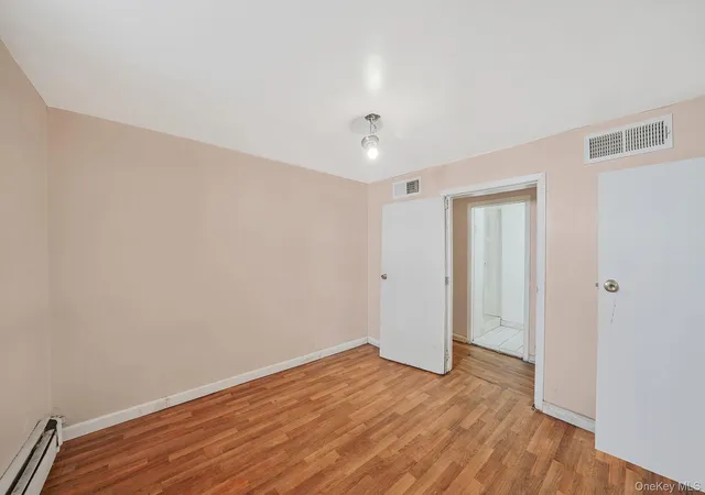 17th image of 13841 230th Pl, Laurelton, NY 11413 | MLS# 936574