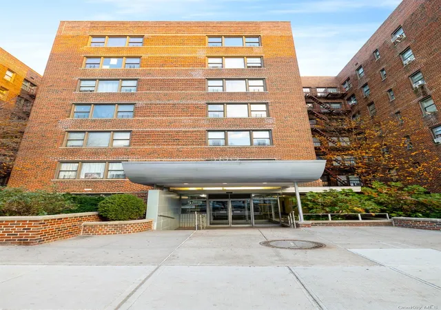 House for sale at 3130 Grand Concourse #2J, Bronx, NY 10458 | MLS# 936641 | Listing updated on 2026-02-15