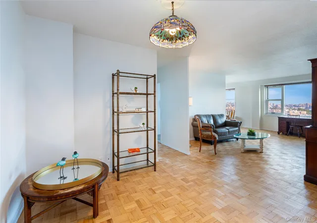 5th image of 2400 Johnson Ave #11K, New York, NY 10463 | MLS# 936771