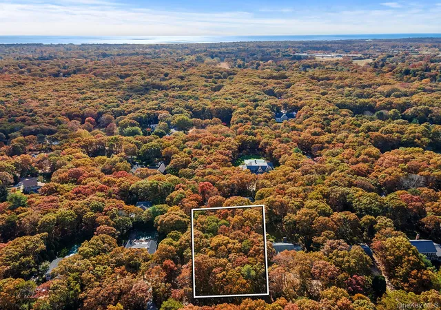 Photo 2 of Land for sale at 38 Wooded Oak Ln, East Hampton, NY 11937 | MLS# 936827 | Listing updated on 2025-11-20