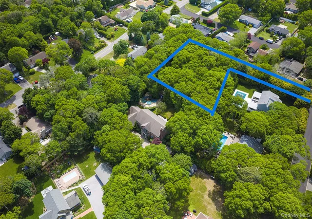 Homes for sale in Southampton, NY | 20 Fordham Dr, Southampton, NY 11946 | MLS# 936879