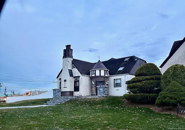 2nd image of 153 Main St, East Rockaway, NY 11518 | MLS# 937076