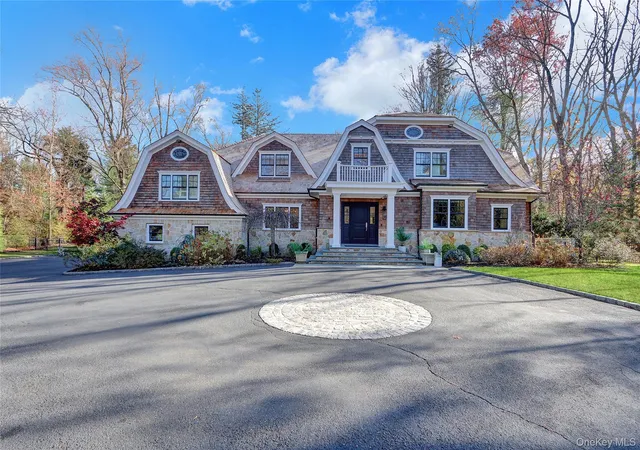 2nd image of 119 Wheatley Rd, Old Westbury, NY 11568 | MLS# 937221