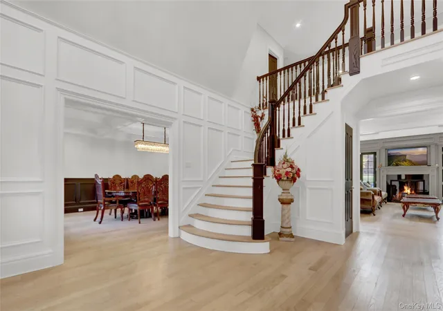 3rd image of 119 Wheatley Rd, Old Westbury, NY 11568 | MLS# 937221